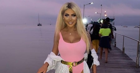 A picture of Chloe Ferry during her vacation in Thailand.